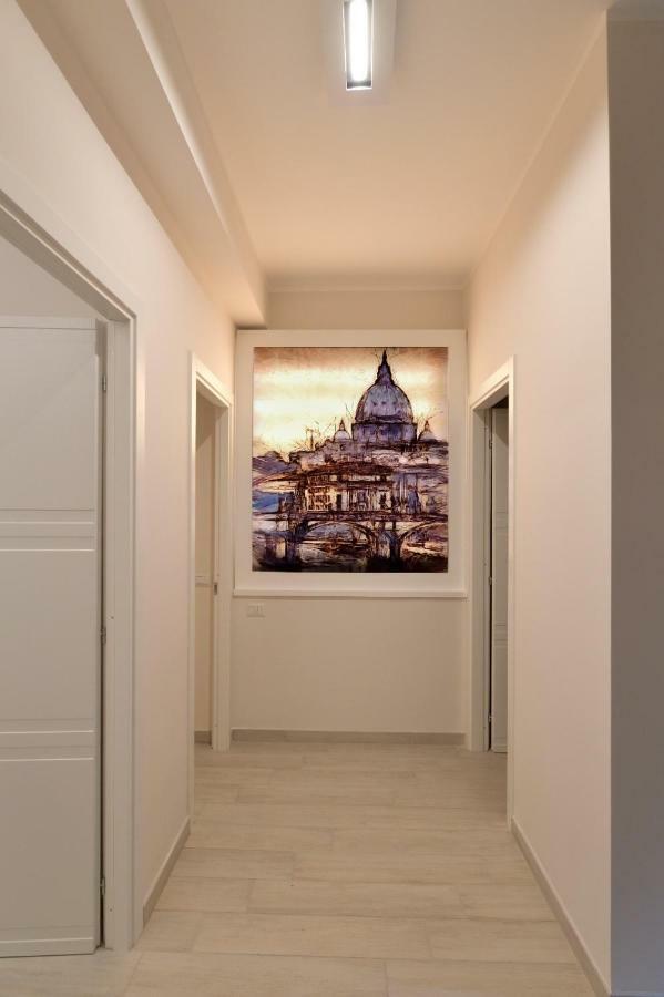 San Pietro Moonlight Luxury Apartment Rzym Zewnętrze zdjęcie